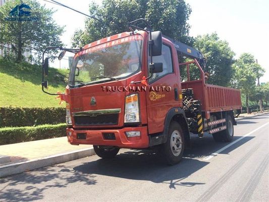 ελαφρύ φορτηγό 160hp Sinotruck Howo με 3 ευθέων τόνους γερανών βραχιόνων που τοποθετούνται